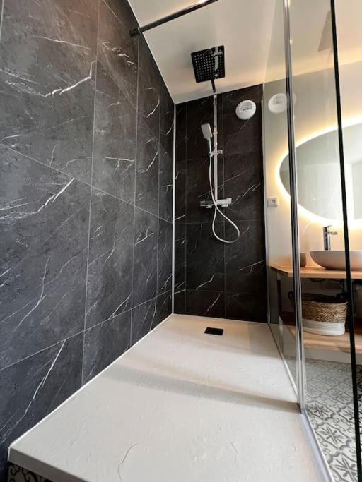 Appartement Gordon Smith En Plein Centre - 2 Personnes Sainte-Mère-Église エクステリア 写真